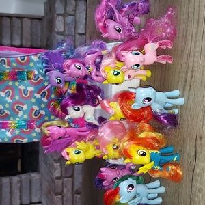 🎁14 my little pony figures and rainbow carry bag